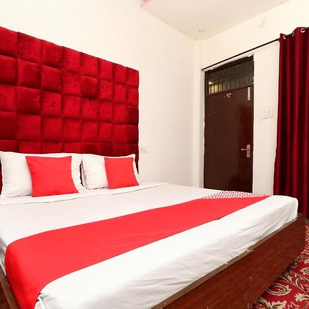 Hotel O Rr Villa Csandígarh Kültér fotó